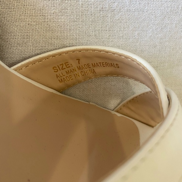 Lulu's White Cork Wedge 4" Ankle Strap Sandal.Casual Summer. Sz 7 - Picture 11 of 15